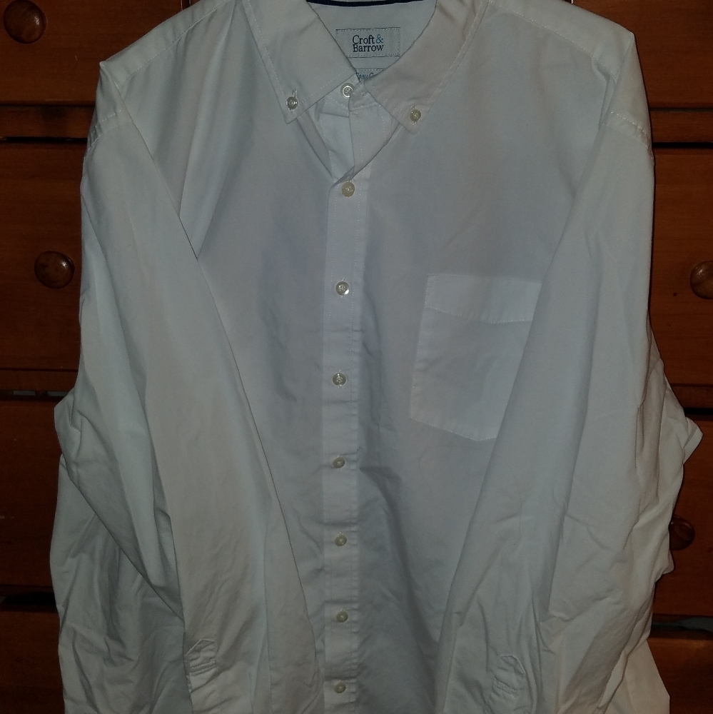 Croft and Barrow Men's dress shirt